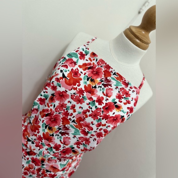 Atmos&Here Red Floral Kiera Maxi Dress - Picture 2 of 10